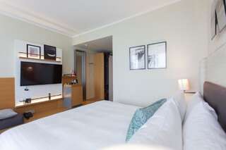 Отель Sopot Marriott Resort & Spa Сопот Номер с кроватью размера «king-size» и балконом-3
