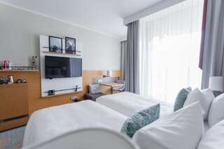 Отель Sopot Marriott Resort & Spa Сопот Стандартный двухместный номер с 2 отдельными кроватями и балконом-3